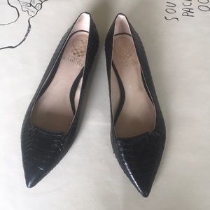 Vince Camuto Black Flats Size 7.5